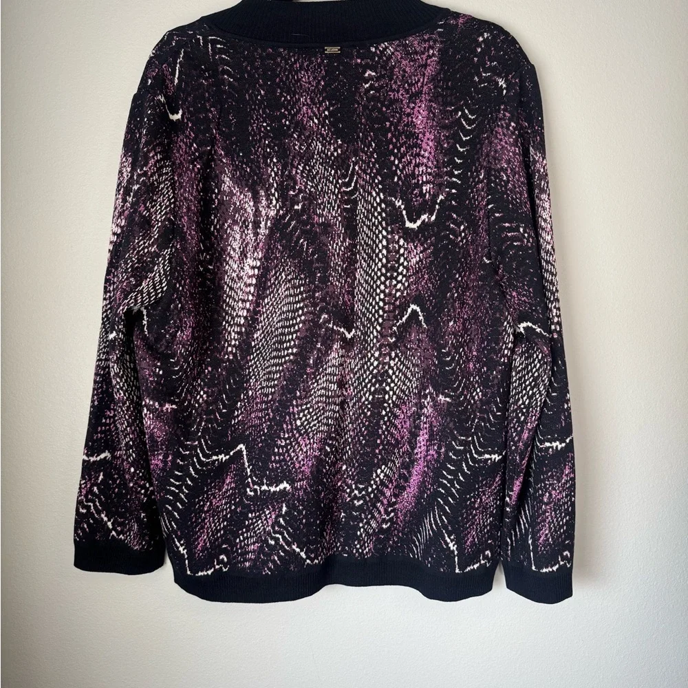 St. John Sport Knit Twin Set Cardigan and Matching Shell - Picture 7 of 8